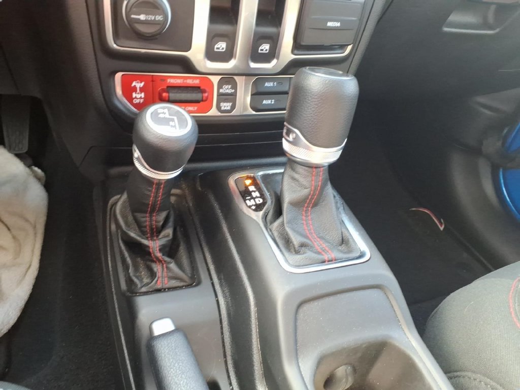 Used 2021 Jeep Wrangler Rubicon AWD/4WD image 20