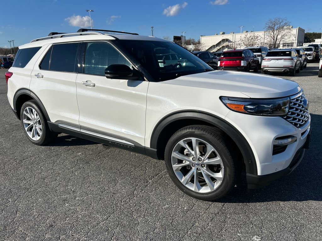 Used 2022 Ford Explorer Platinum w/ Equipment Group 601A image 9