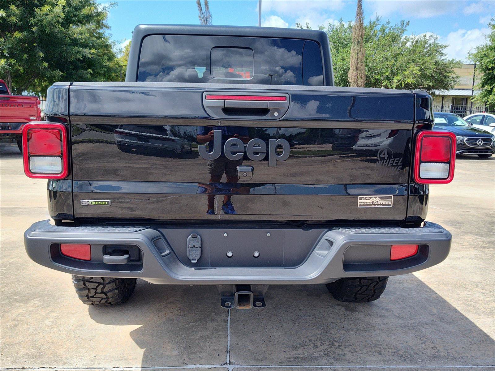 Used 2023 Jeep Gladiator Sport AWD/4WD image 5