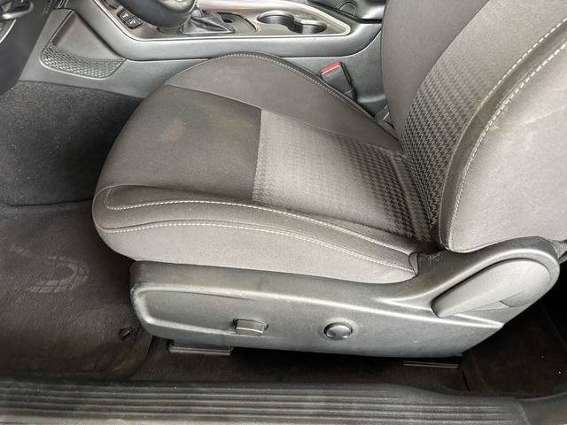 Used 2022 Dodge Challenger R/T Scat Pack RWD image 17