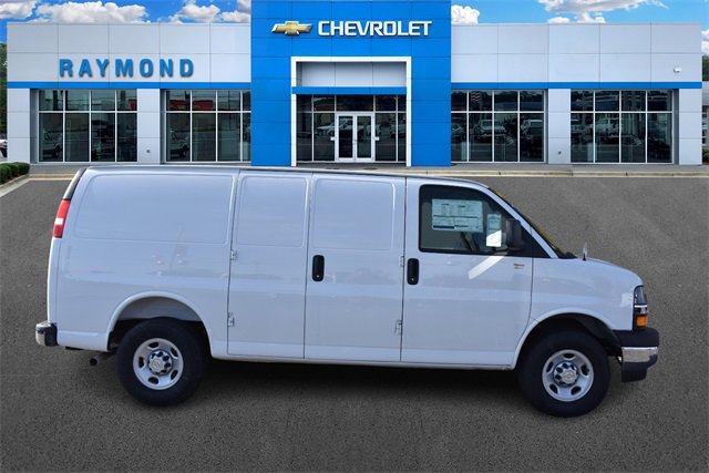 New 2025 Chevrolet Express 2500 w/ Driver Convenience Package image 2