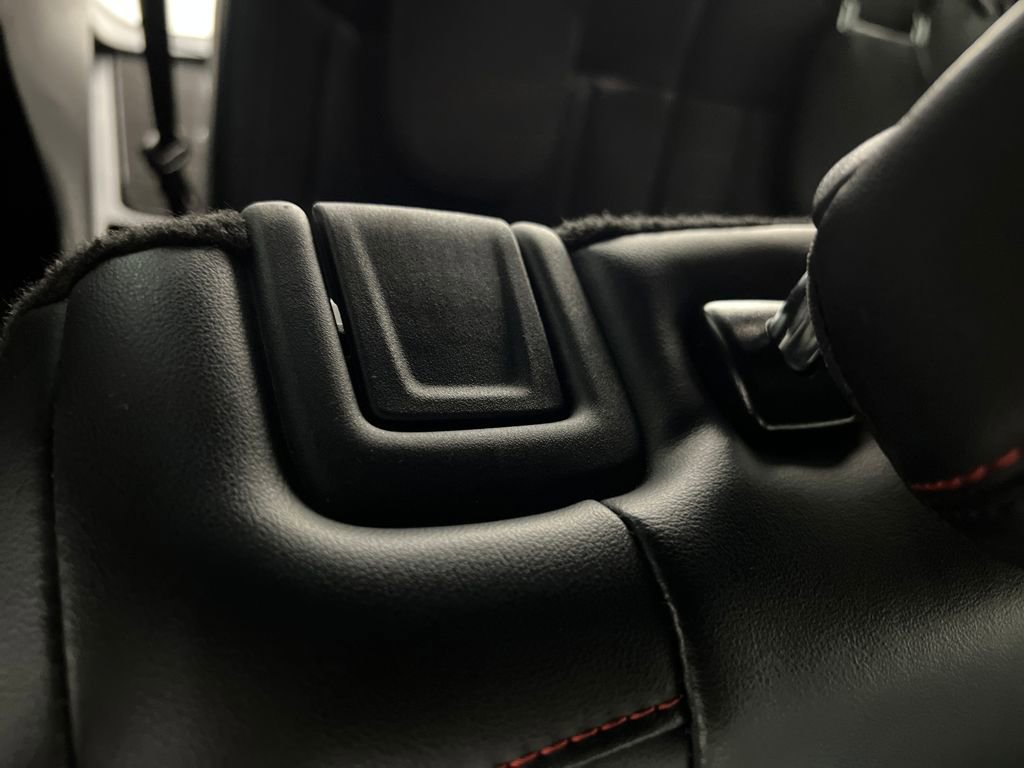 Used 2025 Ford Explorer ST-Line w/ ST-Line Street Pack image 20