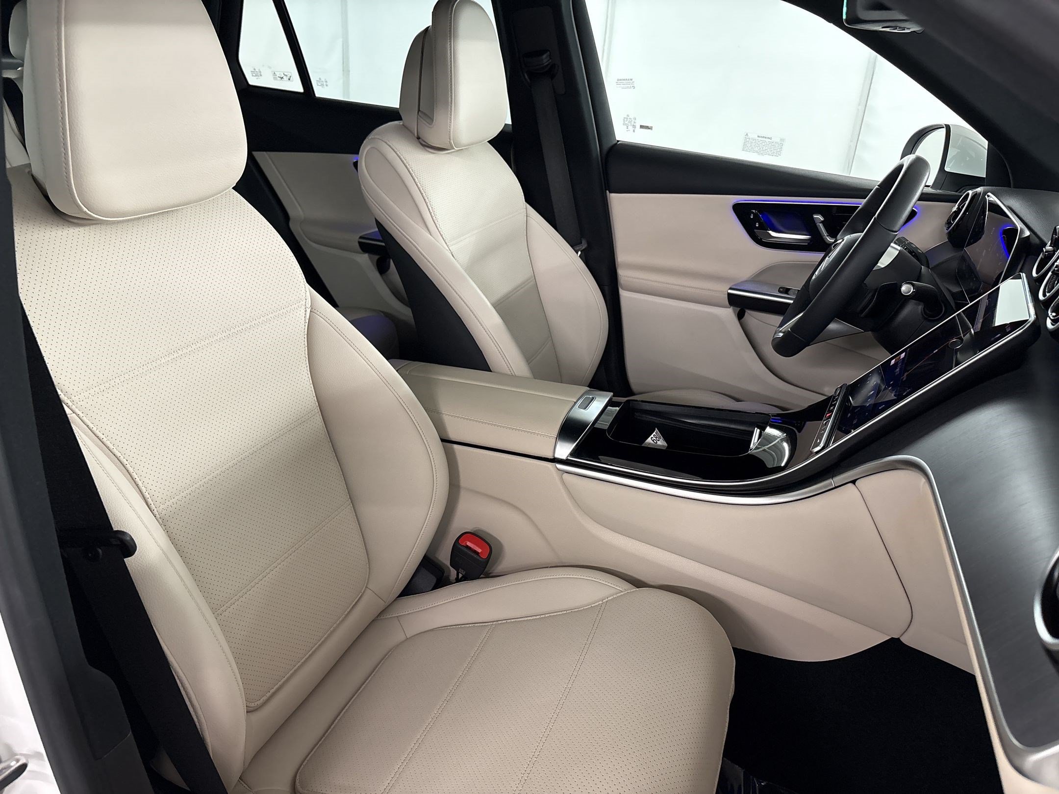 Certified 2025 Mercedes-Benz GLC 350e 4MATIC image 24