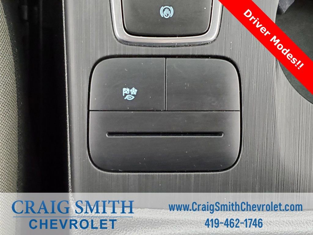 Used 2021 Ford Escape SE image 9