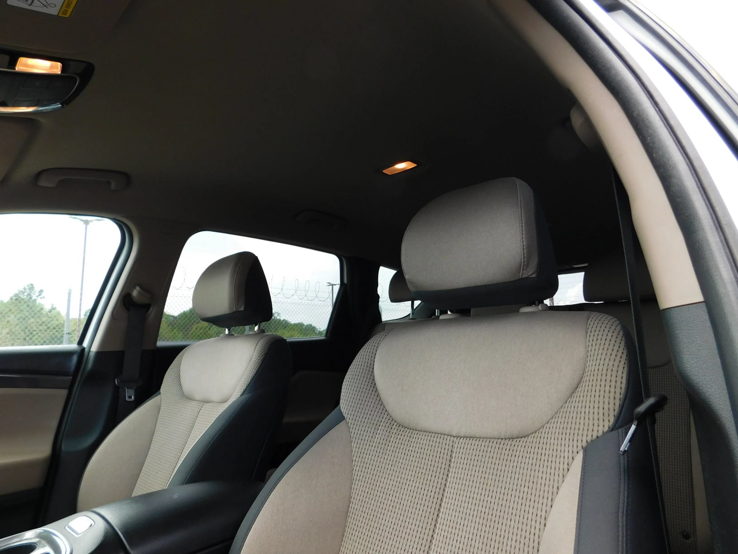 Used 2023 Hyundai Santa Fe SEL AWD/4WD image 12