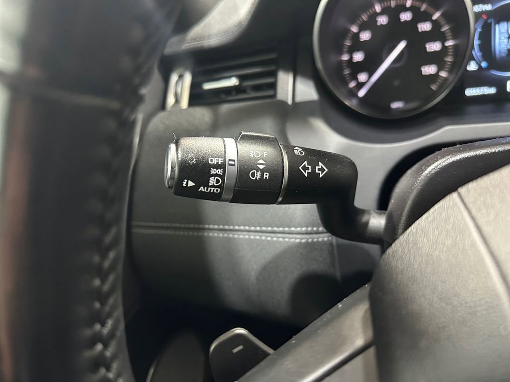 Used 2017 Land Rover Range Rover Evoque SE image 19