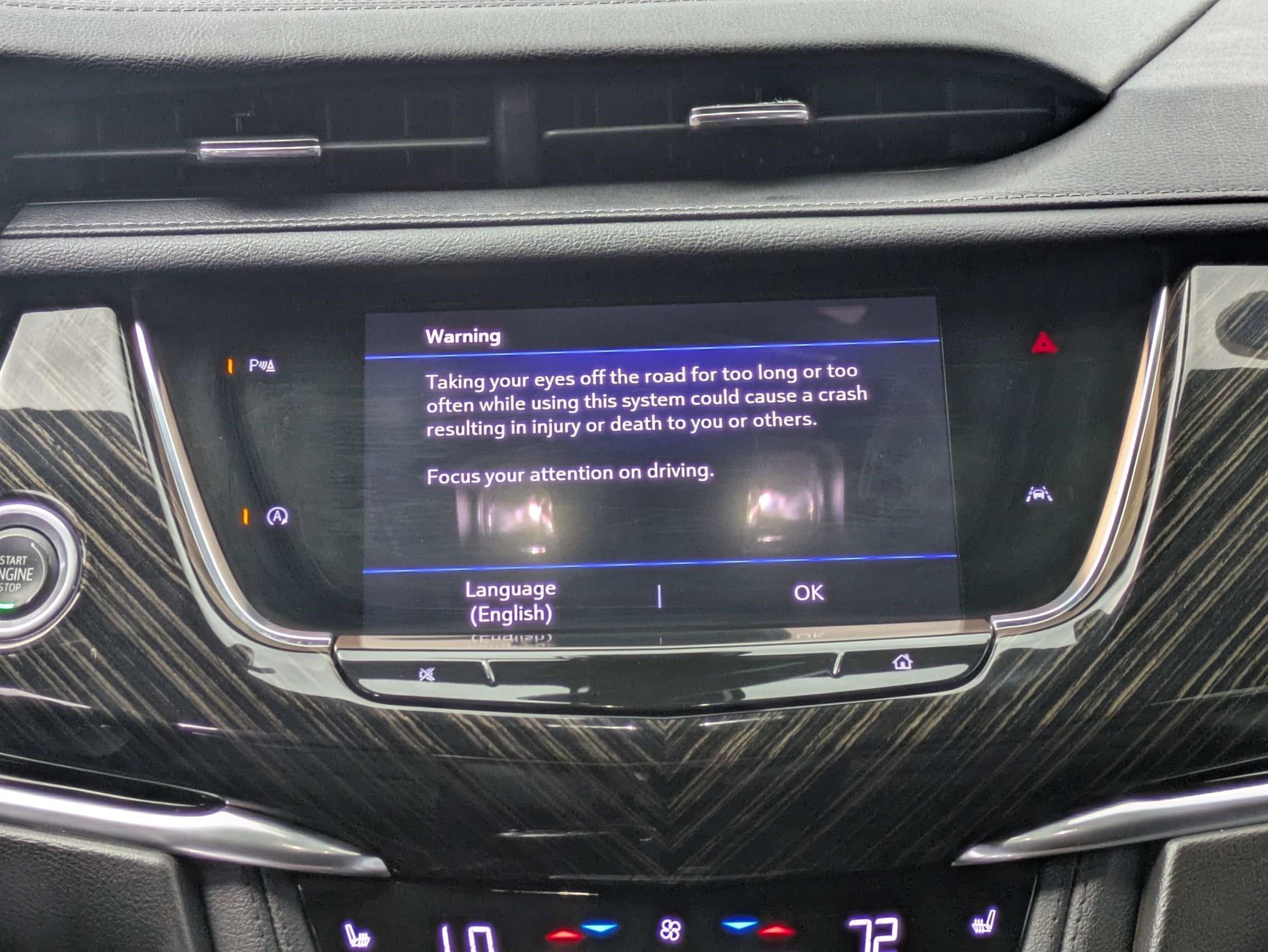 Used 2022 Cadillac XT6 Premium Luxury FWD image 18