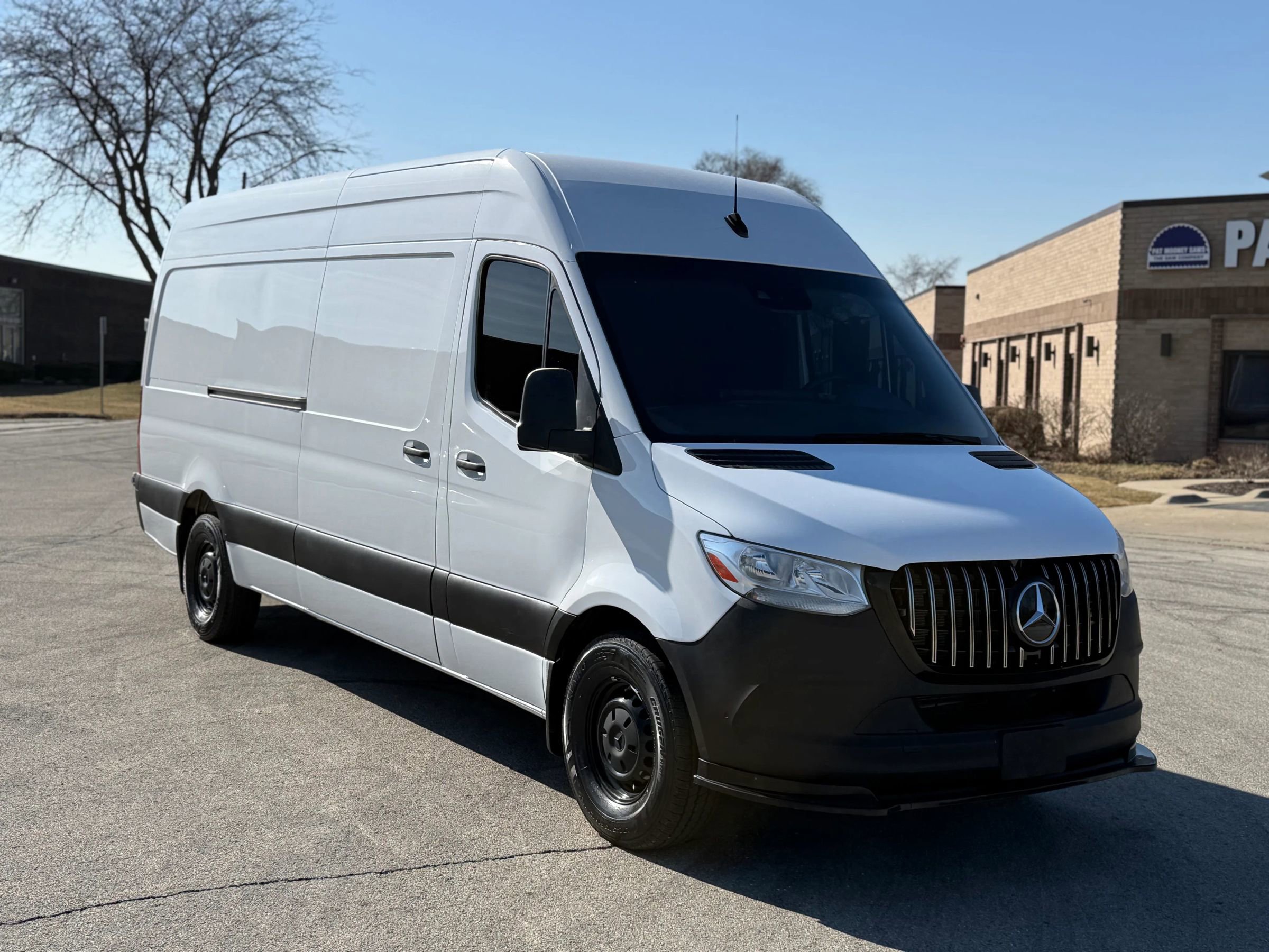 Used 2021 Mercedes-Benz Sprinter 2500 w/ Premium Package image 1