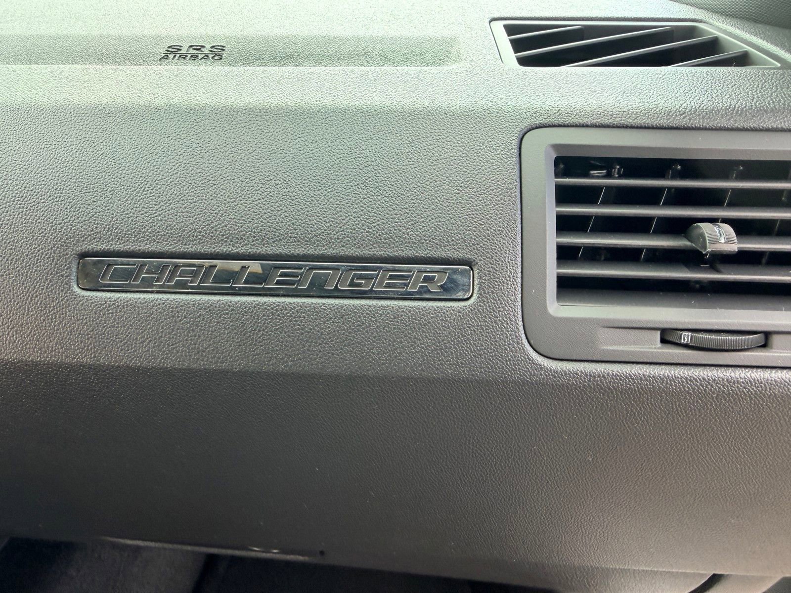 Used 2014 Dodge Challenger R/T RWD image 20