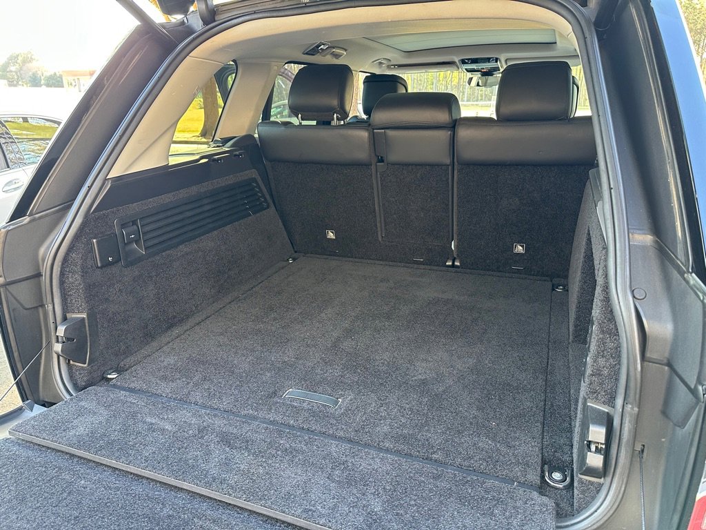 Used 2020 Land Rover Range Rover HSE image 29