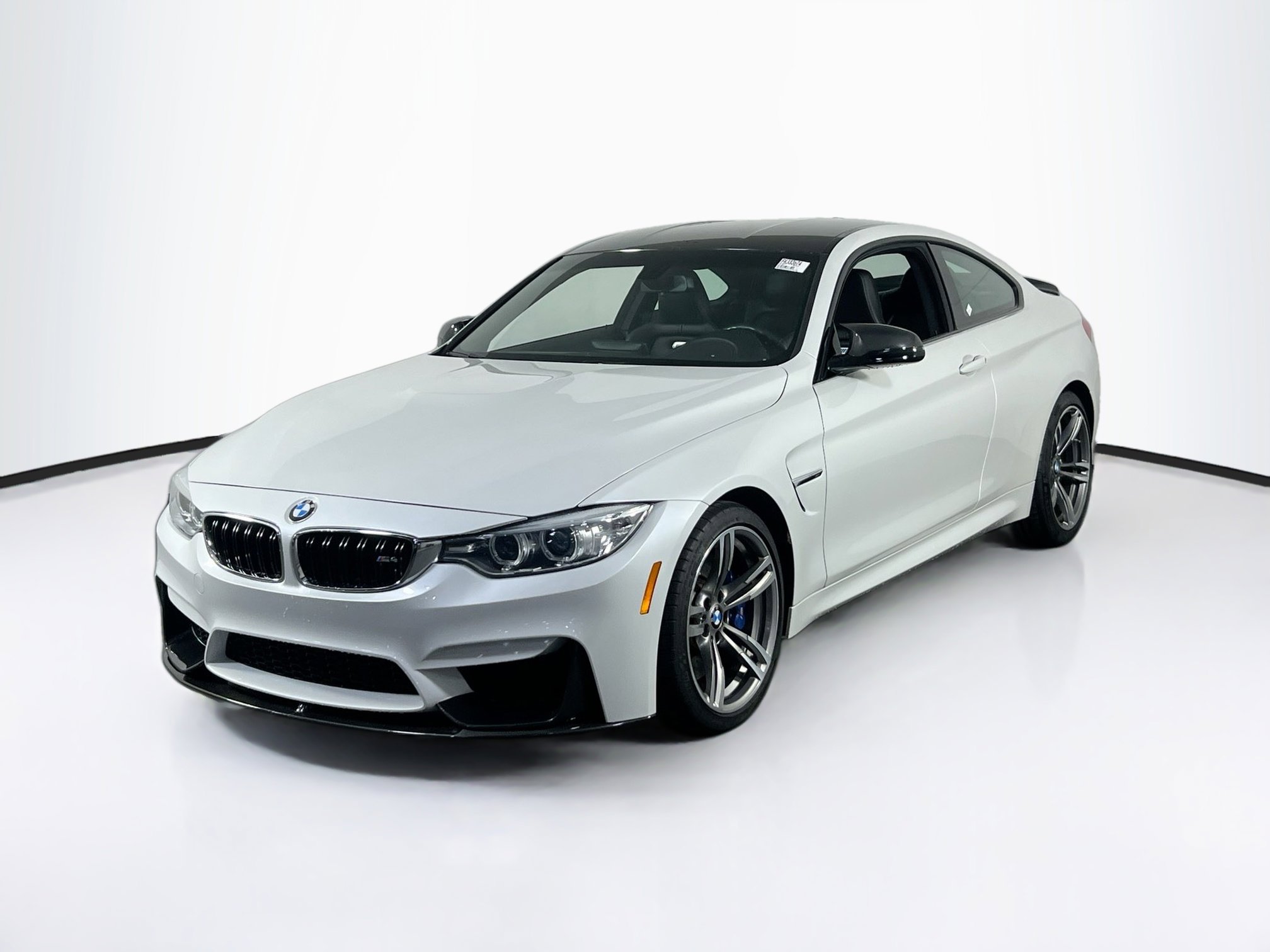 Used 2015 BMW M4 image 1