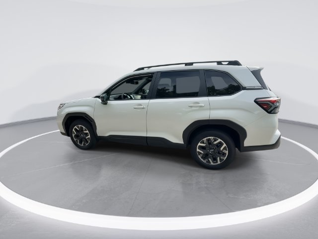 Used 2026 Subaru Forester Premium AWD/4WD image 5