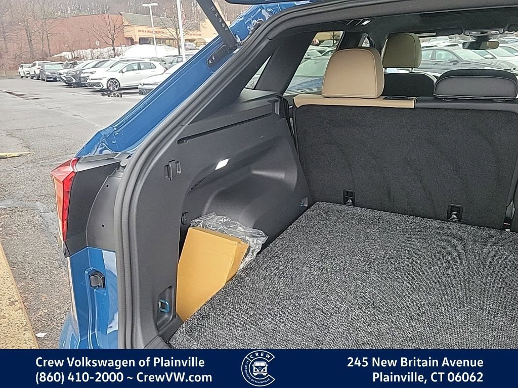 Certified 2025 Volkswagen Atlas Cross Sport SE image 50