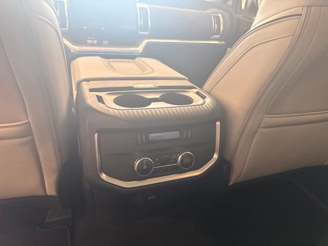 New 2027 Ford Expedition Platinum w/ Platinum Ultimate Package AWD/4WD image 22