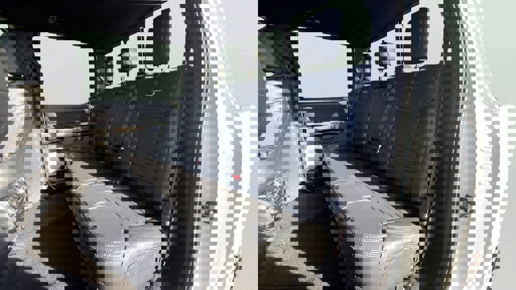 New 2026 Ford F250 Platinum image 16