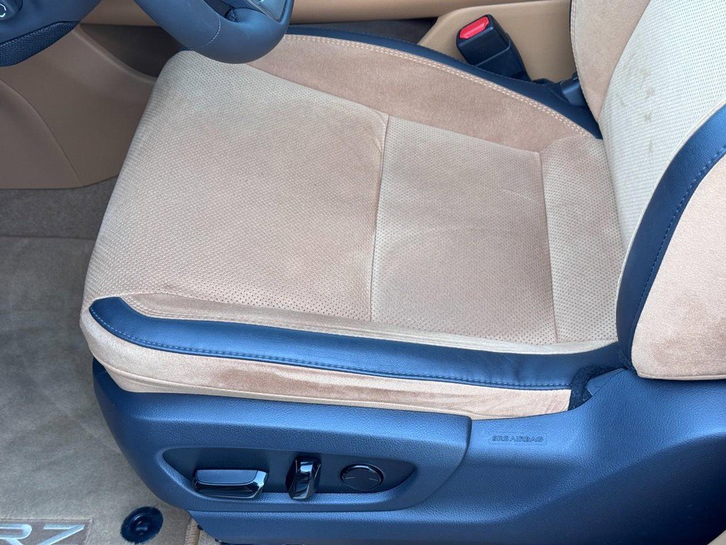 Used 2023 Lexus RZ 450e Premium w/ Accessory Package (2T) image 16