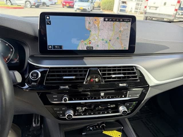 Used 2022 BMW M550i xDrive w/ Premium Package image 23