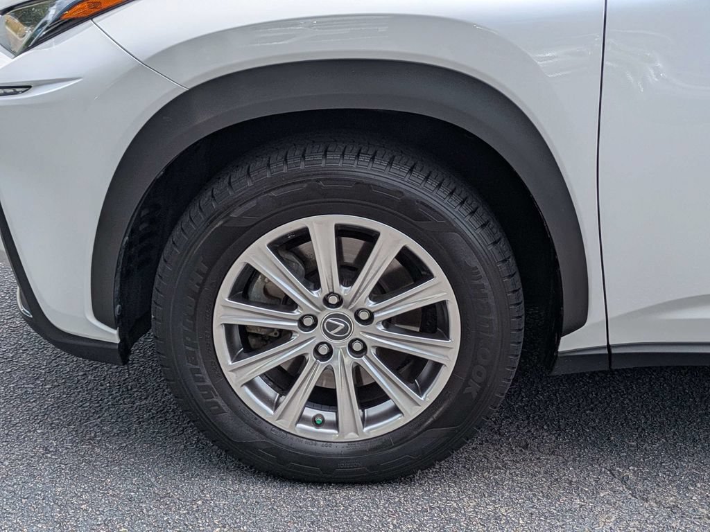 Used 2018 Lexus NX 300h AWD w/ Comfort Package image 12