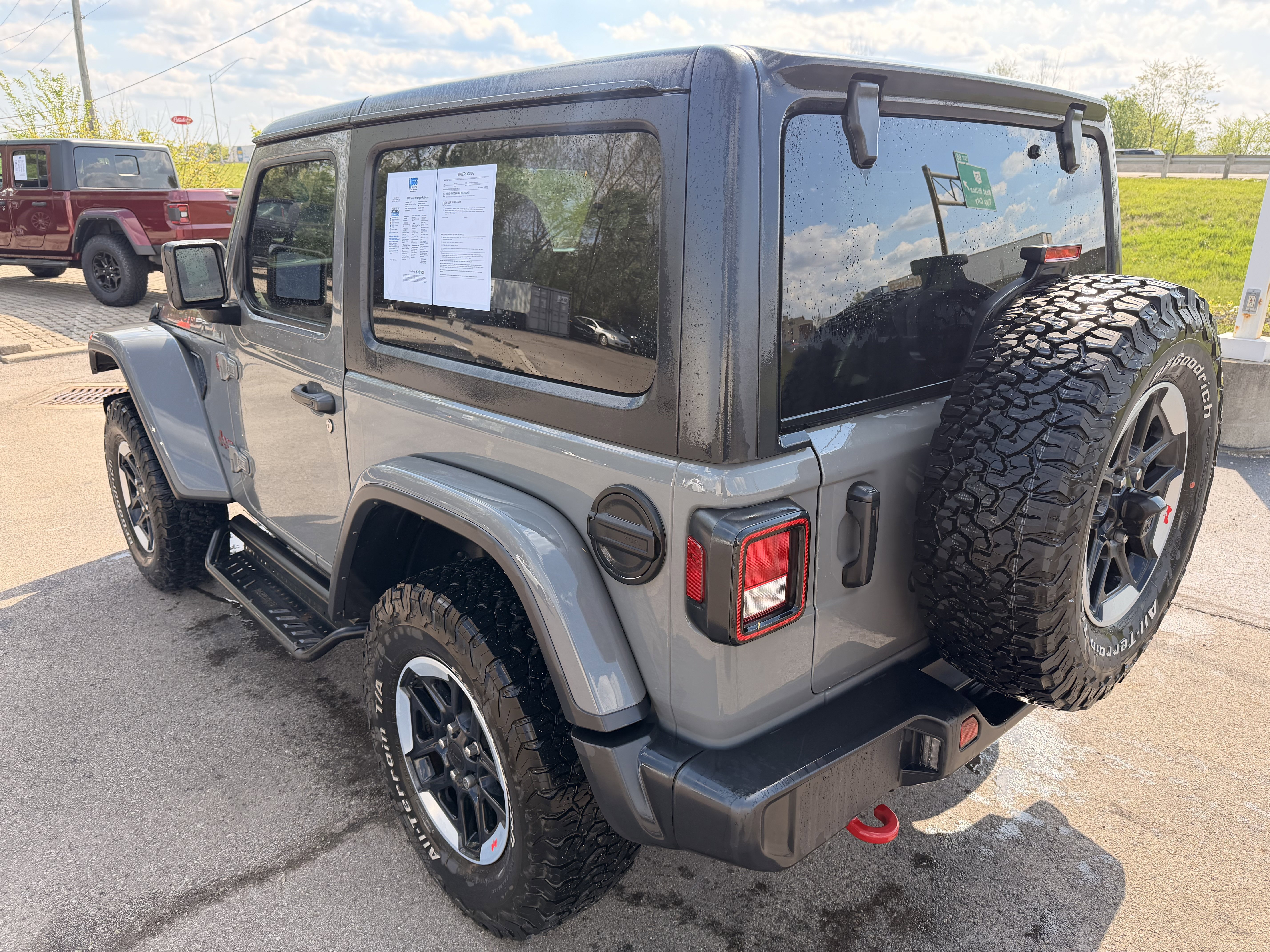 Used 2021 Jeep Wrangler Rubicon AWD/4WD image 5