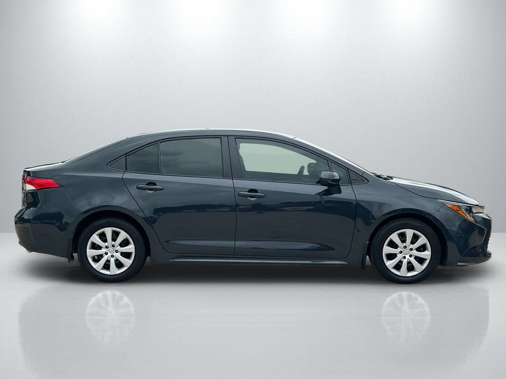 Used 2024 Toyota Corolla LE FWD image 4