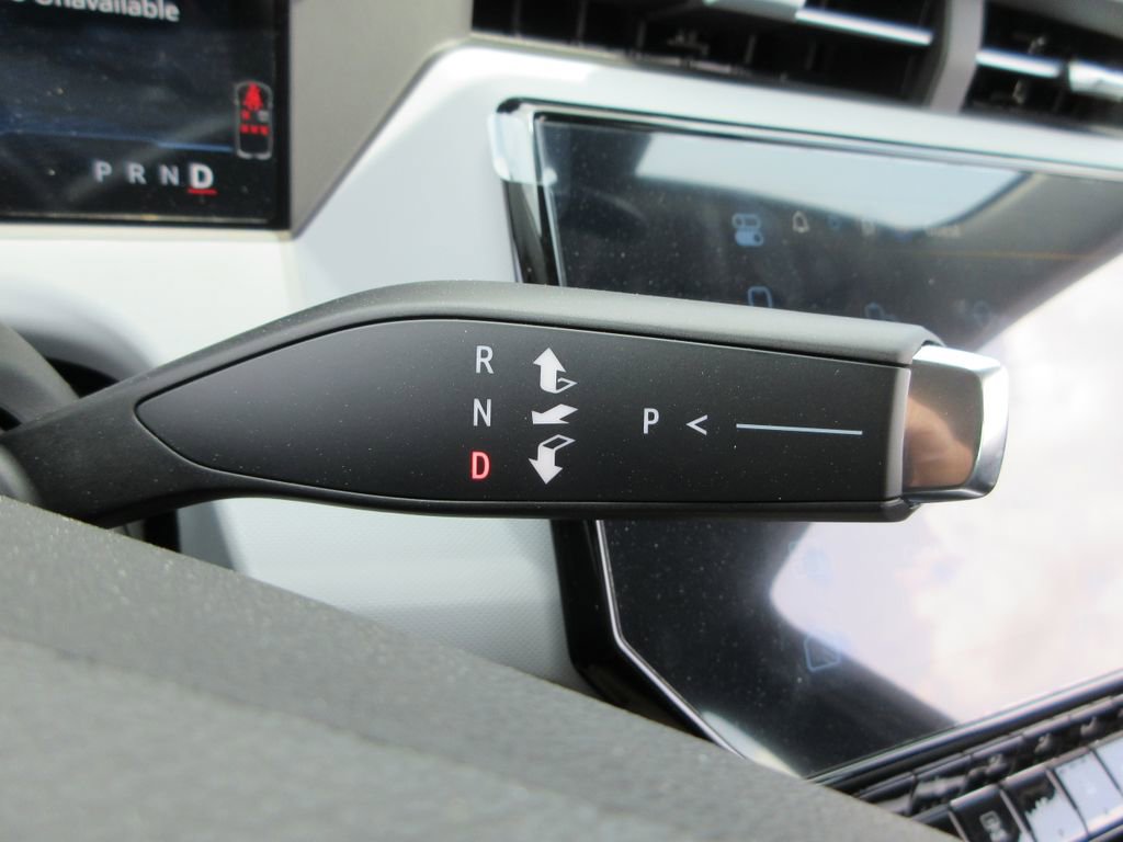 New 2027 Chevrolet Bolt LT FWD image 25