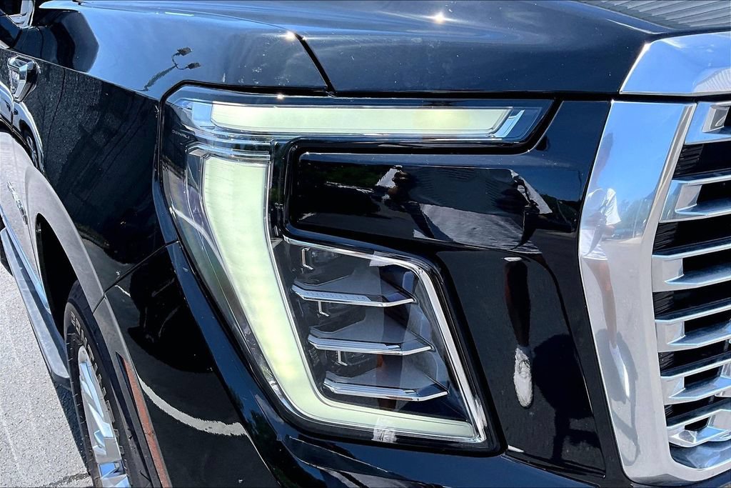 Used 2026 GMC Yukon Denali AWD/4WD image 31