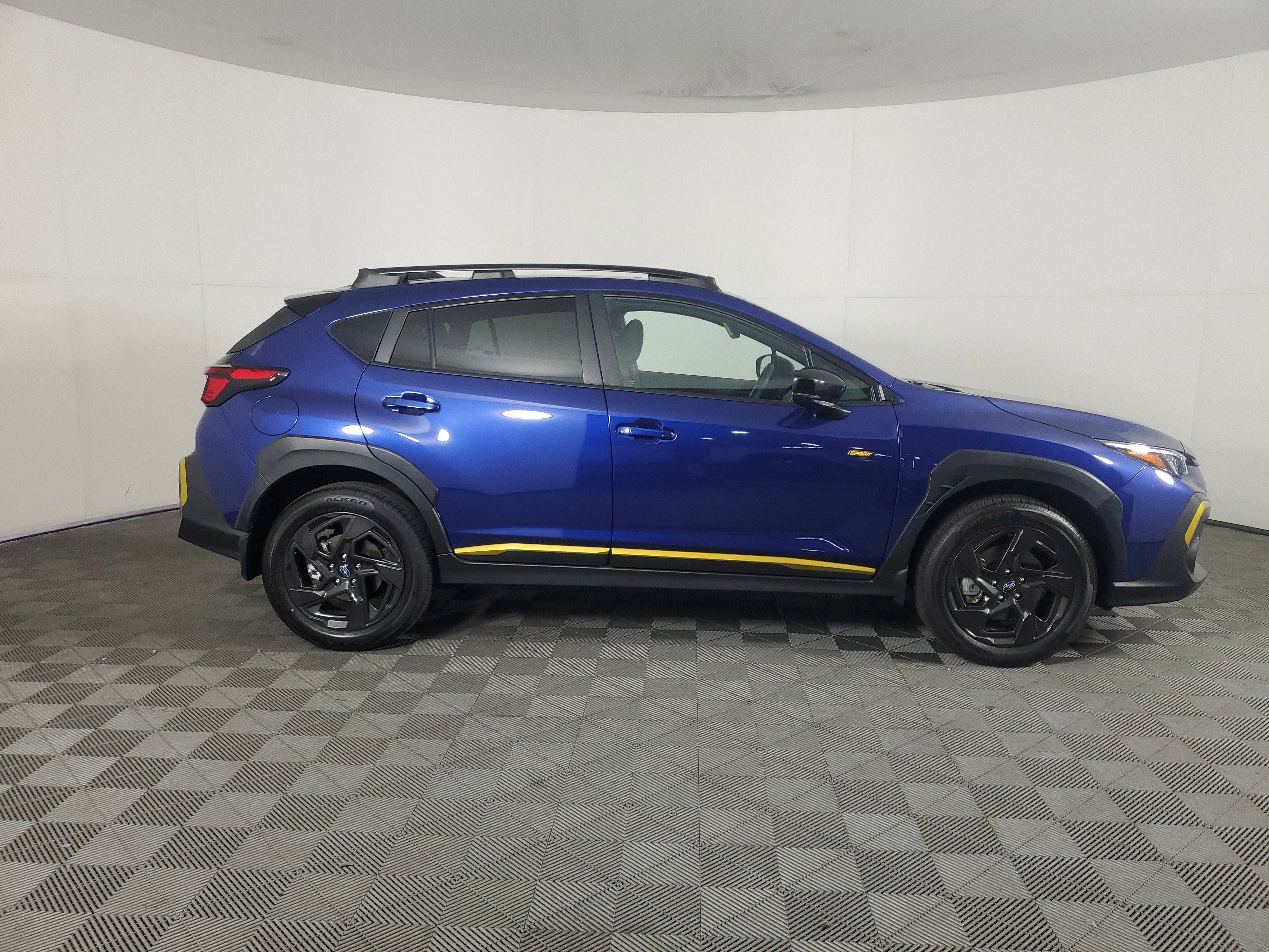 Used 2025 Subaru Crosstrek 2.5i Sport w/ Crosstrek Mirror Package AWD/4WD image 3