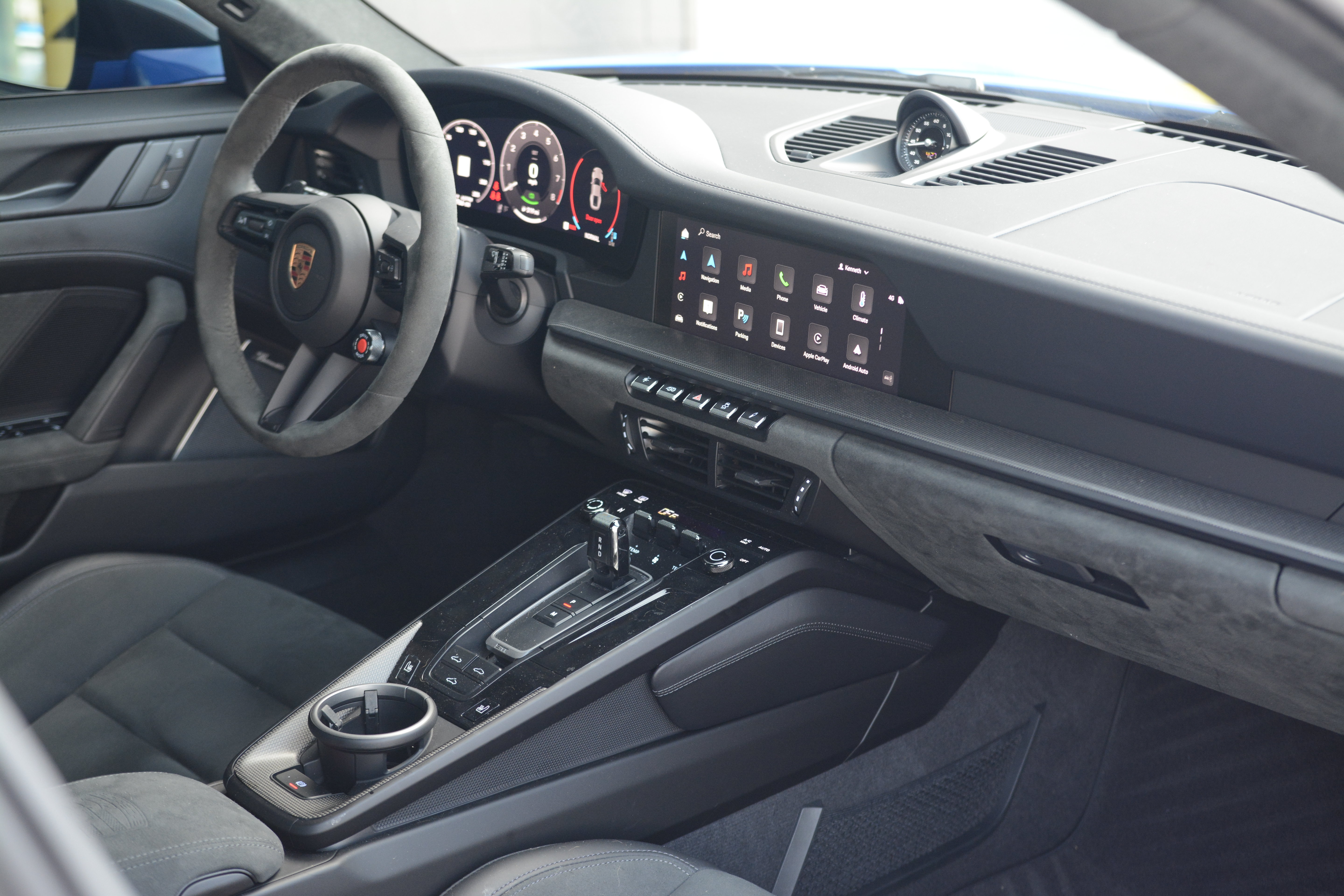 Certified 2025 Porsche 911 Carrera GTS RWD image 30