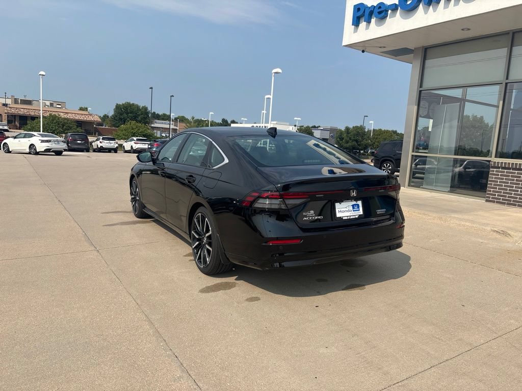 Used 2026 Honda Accord Touring image 7