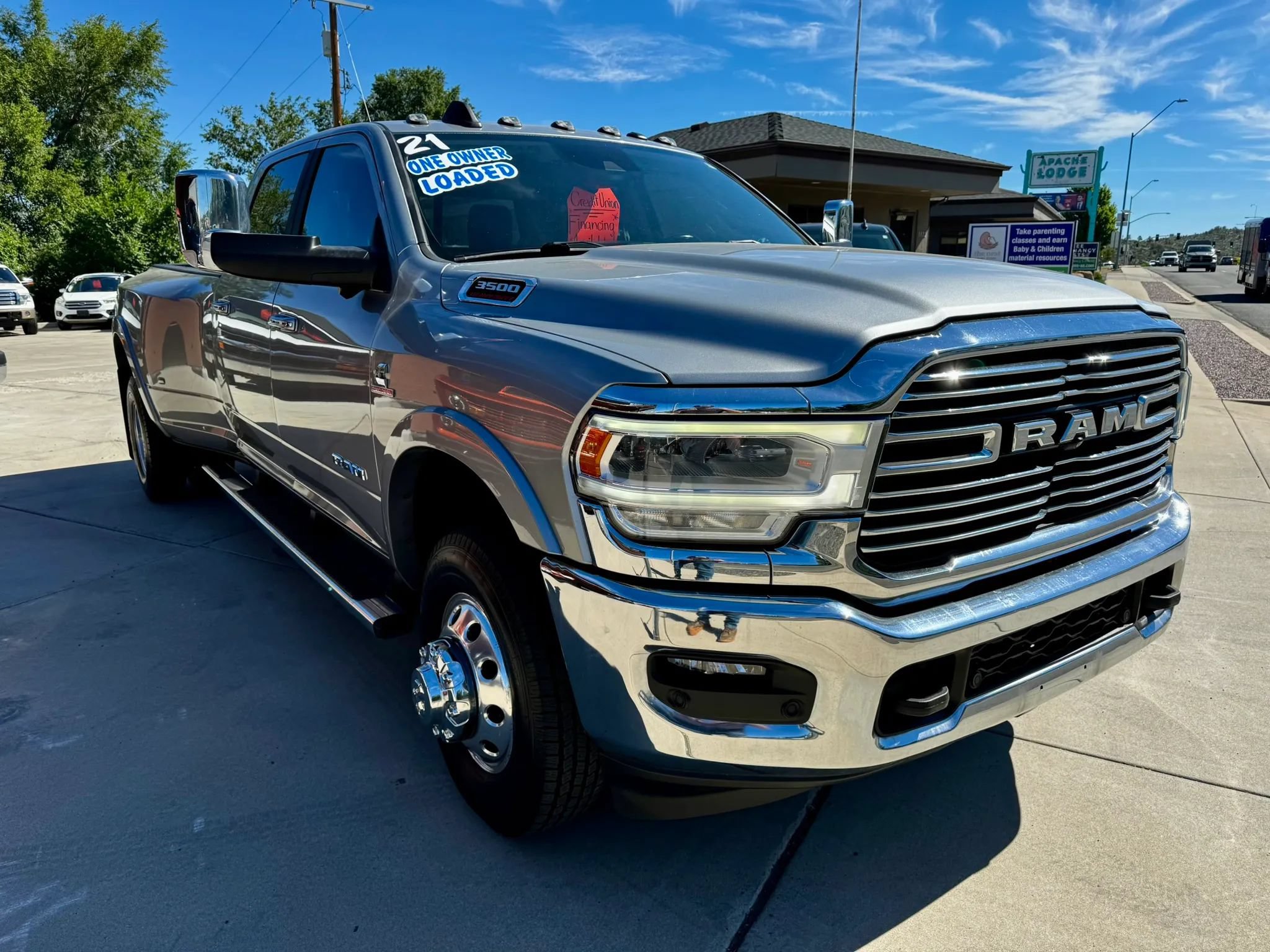 Used 2021 RAM 3500 Laramie AWD/4WD image 3