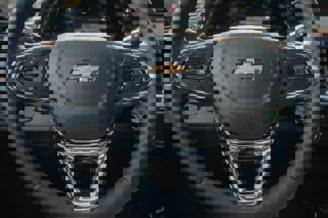 Used 2026 Chevrolet Trax LT w/ Driver Confidence Package image 19