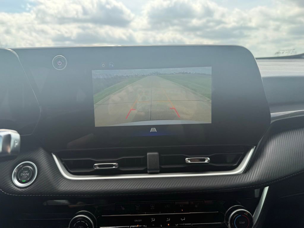 Used 2025 Chevrolet Equinox LT image 43