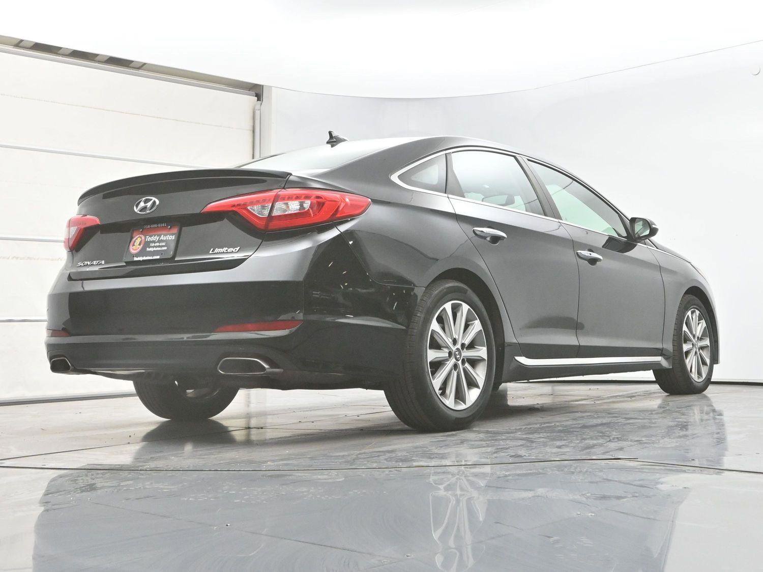 Used 2017 Hyundai Sonata Limited w/ Tech Package 03 FWD image 30