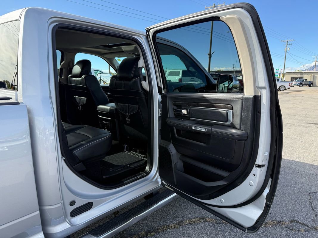 Used 2015 RAM 1500 Limited AWD/4WD image 37
