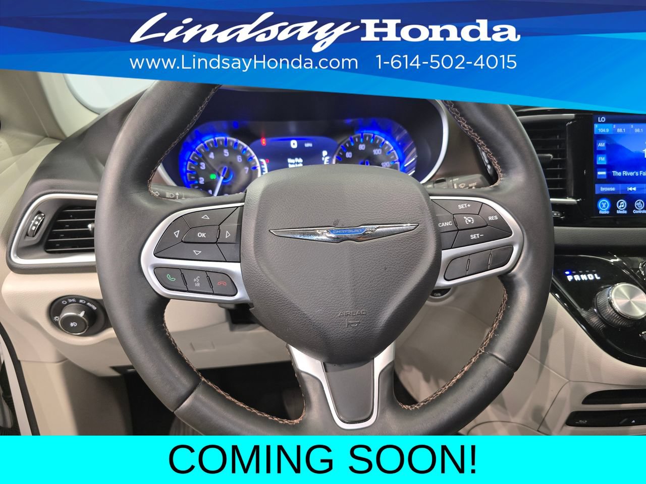 Used 2017 Chrysler Pacifica Touring-L Plus FWD image 16