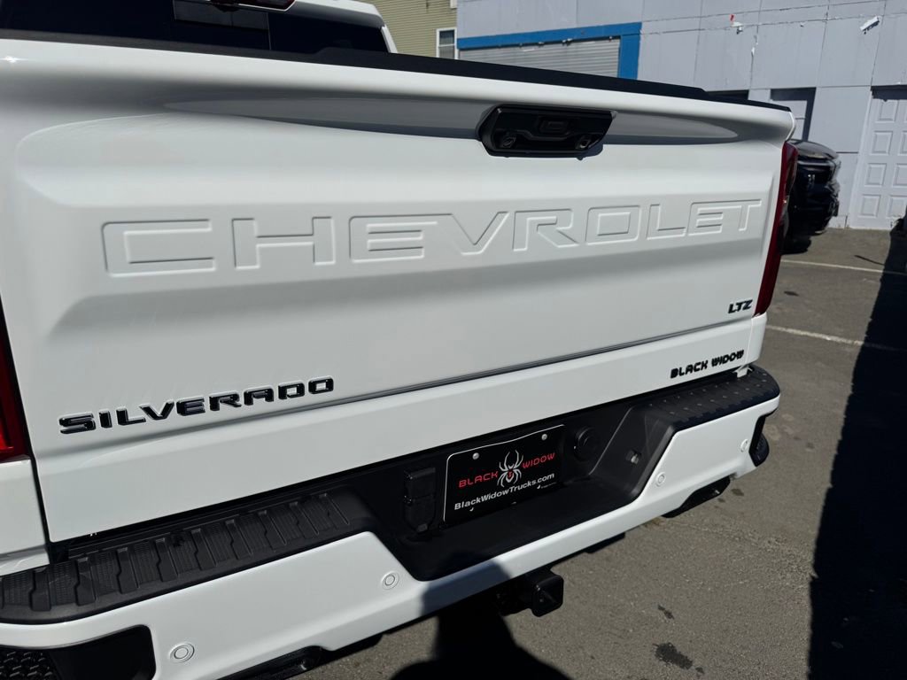 New 2025 Chevrolet Silverado 1500 LTZ image 15