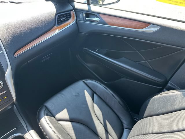 Used 2017 Lincoln MKC Reserve w/ Lincoln MKC Climate Package AWD/4WD image 25