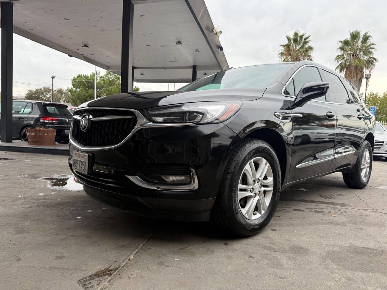 Used 2020 Buick Enclave Essence image 44