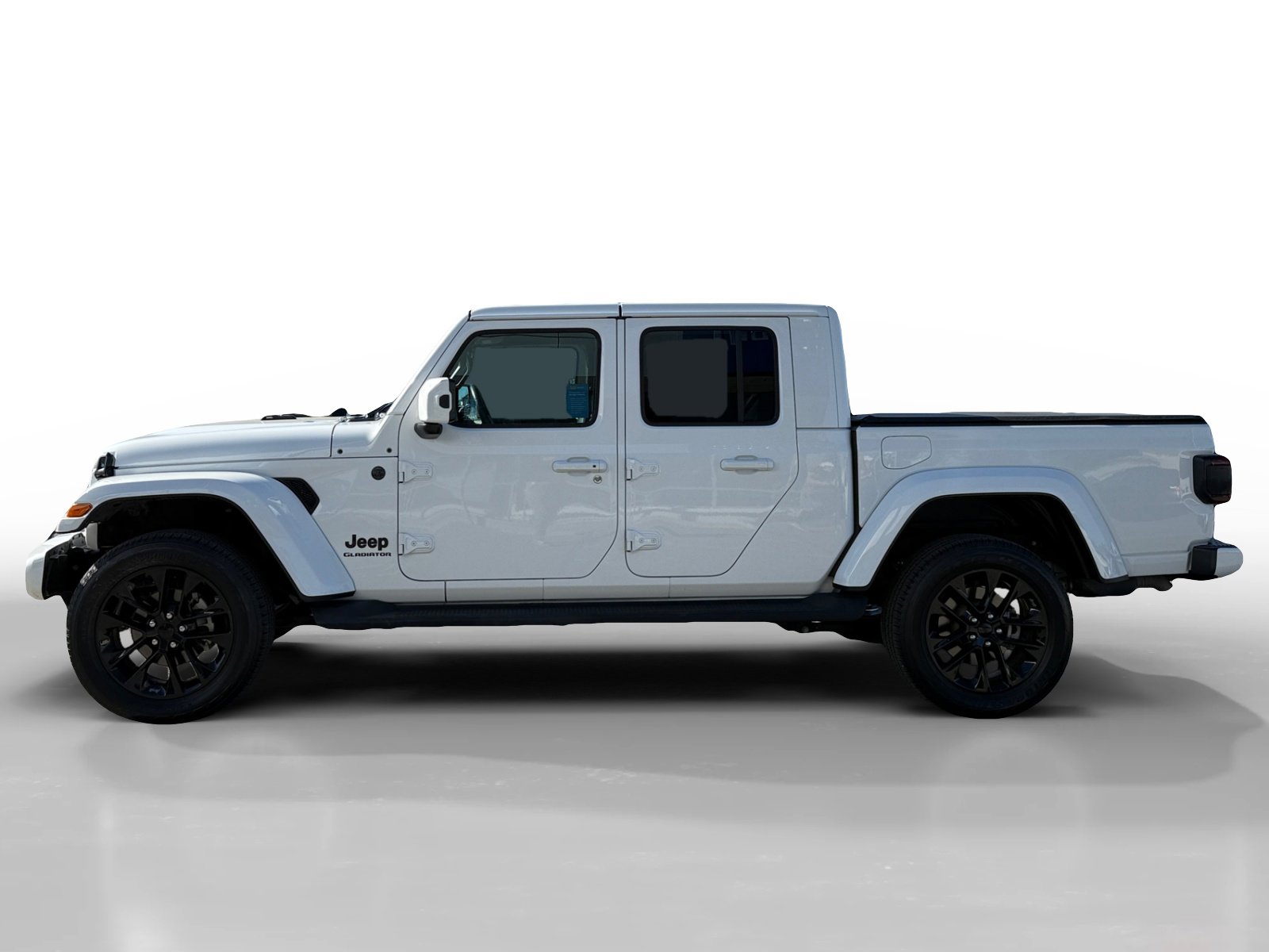 Used 2021 Jeep Gladiator Overland image 2