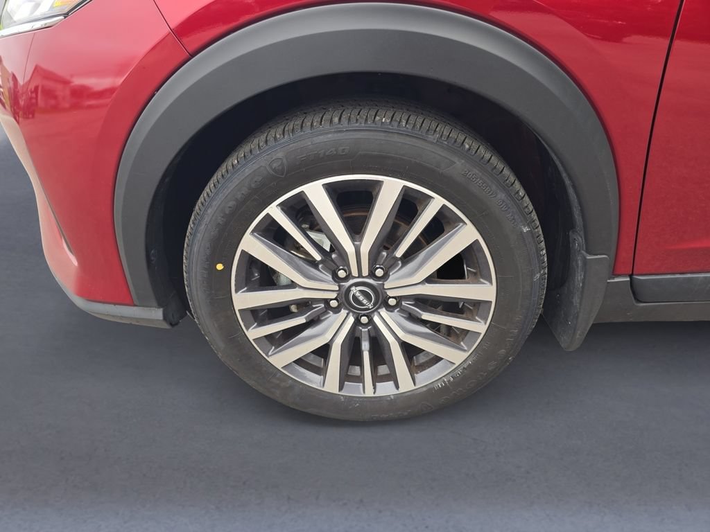 Used 2024 Nissan Kicks SV w/ Interior Electronics Package FWD image 10