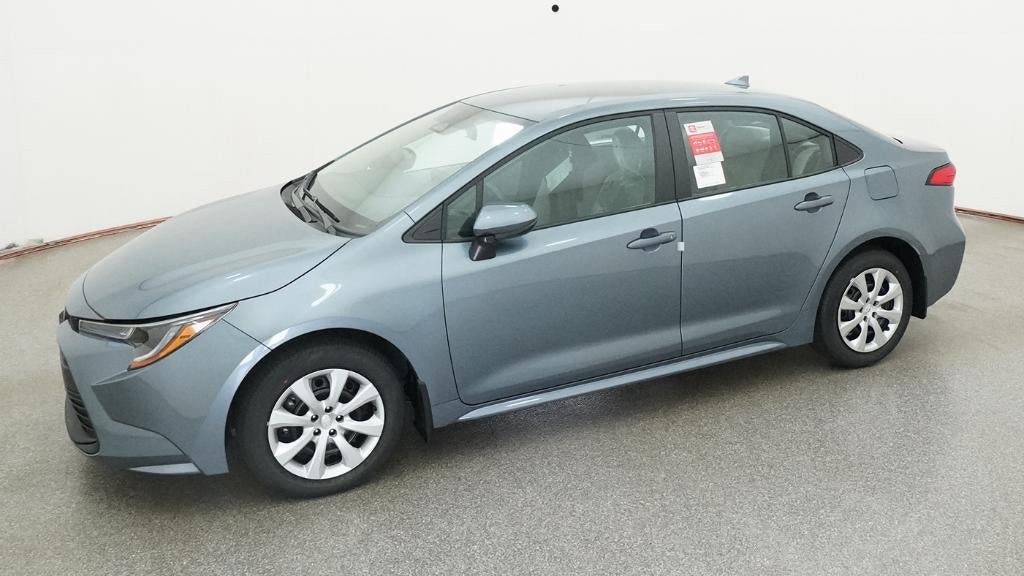 New 2026 Toyota Corolla LE FWD image 2