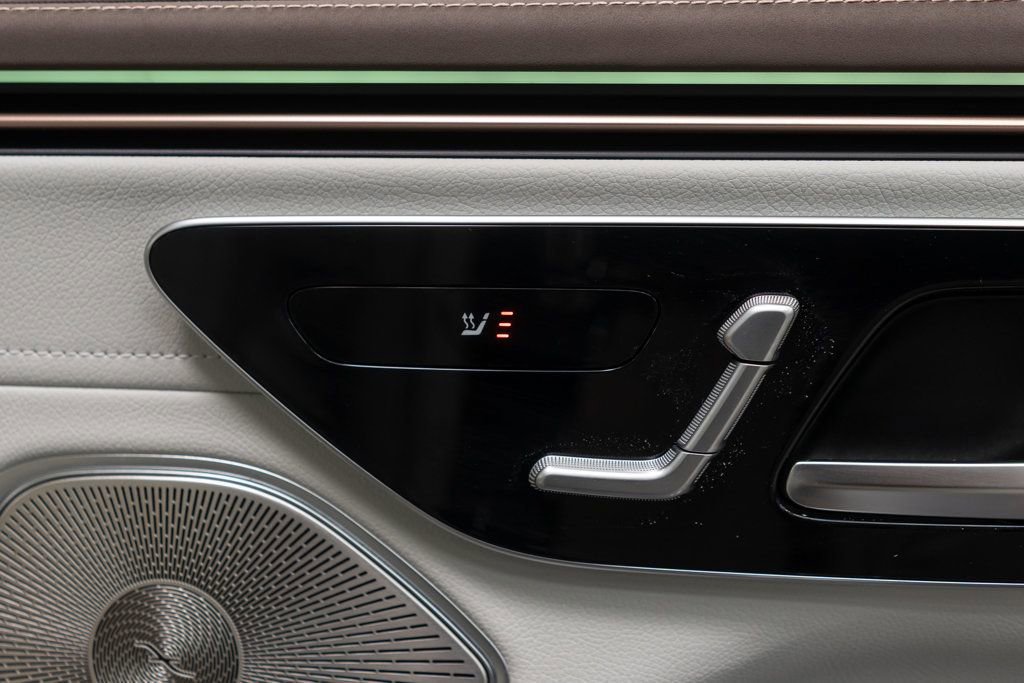 Used 2023 Mercedes-Benz EQS 450+ 4MATIC SUV w/ AMG Line Exterior Package image 35