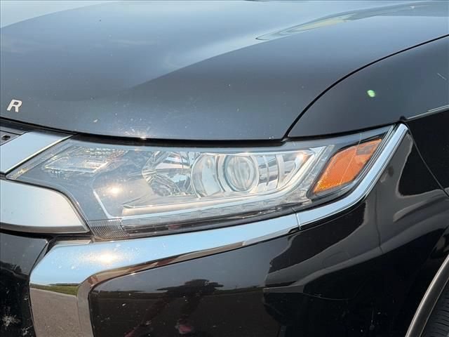 Used 2020 Mitsubishi Outlander ES AWD/4WD image 20