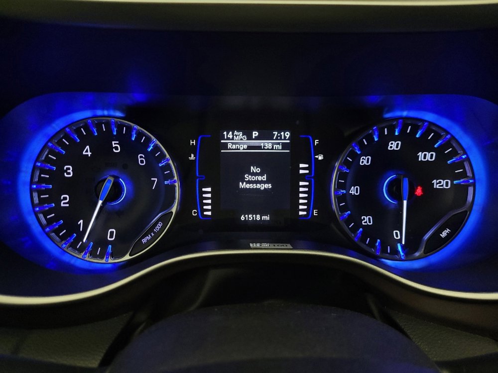 Used 2022 Chrysler Voyager LX FWD image 23