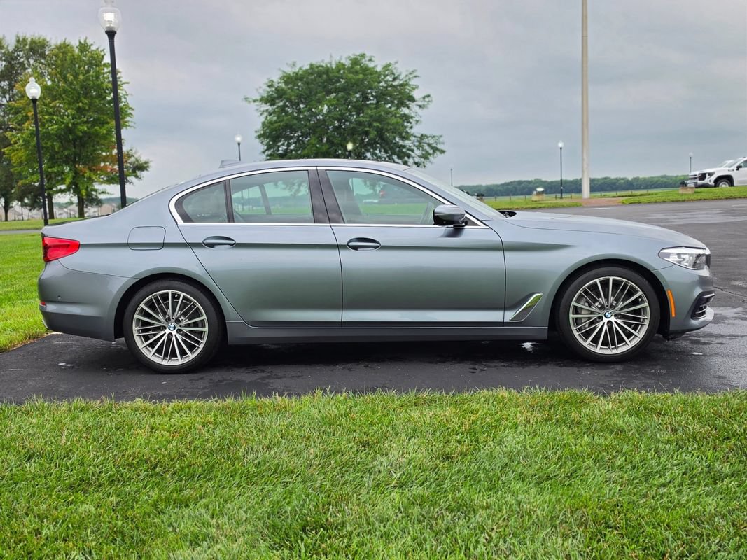 Used 2019 BMW 540i xDrive w/ Premium Package AWD/4WD image 4