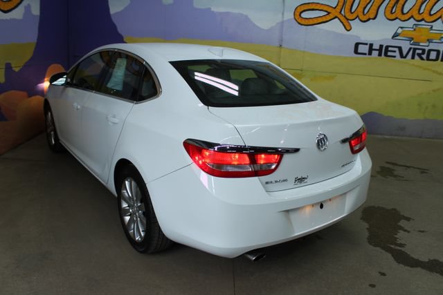 Used 2017 Buick Verano FWD image 5
