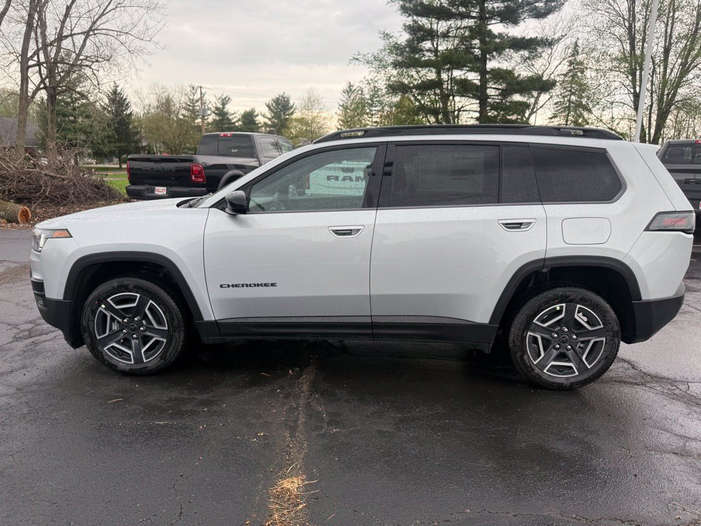 New 2026 Jeep Cherokee Laredo AWD/4WD image 7