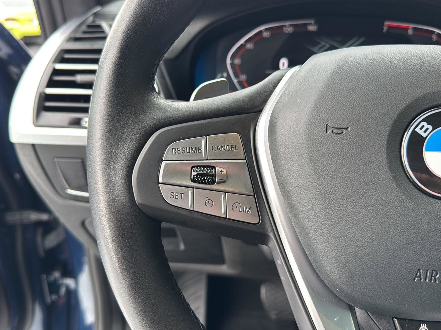 Certified 2023 BMW X4 xDrive30i w/ Premium Package image 18