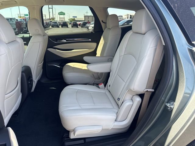 Used 2024 Buick Enclave Essence w/ Experience Buick Package FWD image 23