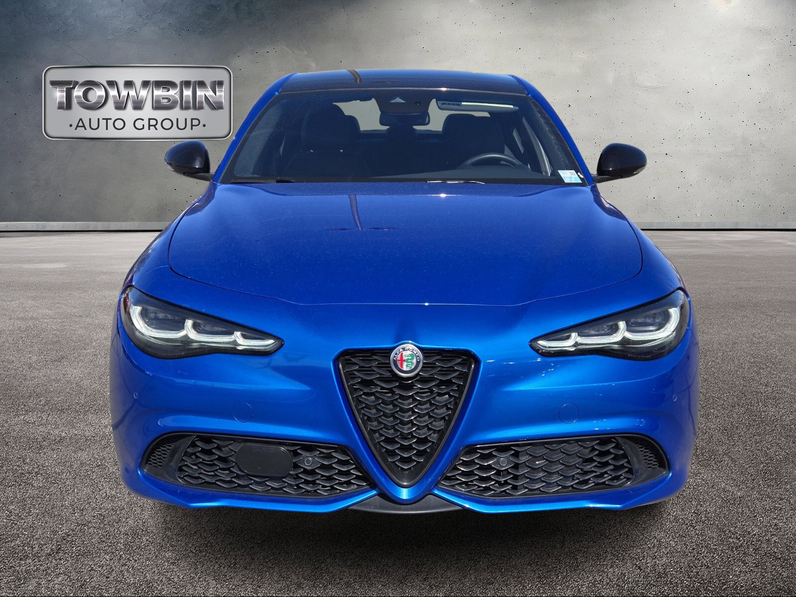 Used 2024 Alfa Romeo Giulia Veloce image 8